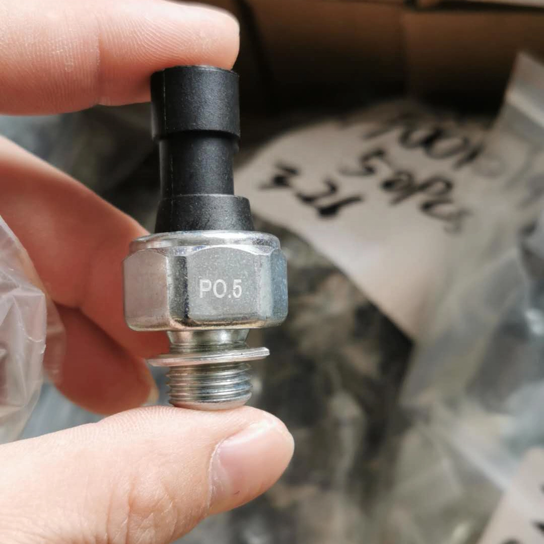 Oil Pressure Sending Switch 95961350 90336039 for Cruze Captiva Aveo